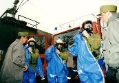 Full protection suits at the firefighter   school / Vollschutzanzuege in der Feuerwehrschule (?, Wolfgang,   Spindi, Stefan, Peter)
